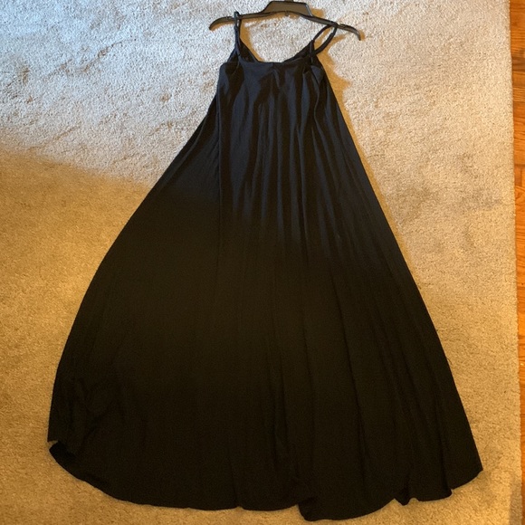 Beautiful Adrienne Vittadini long black cocktail dress!! - Picture 6 of 9
